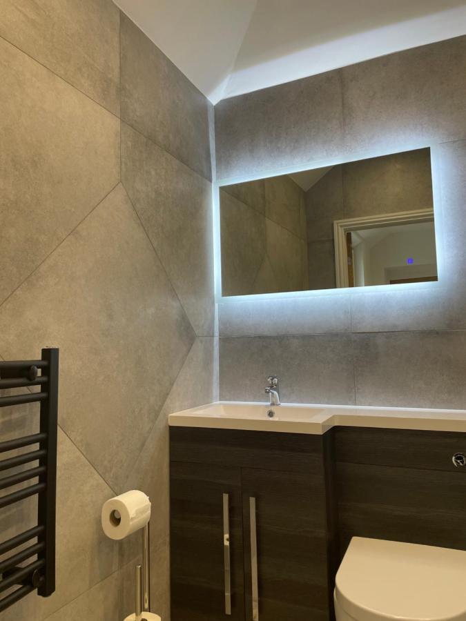 Glasgow Airport Apartments Paisley Eksteriør bilde